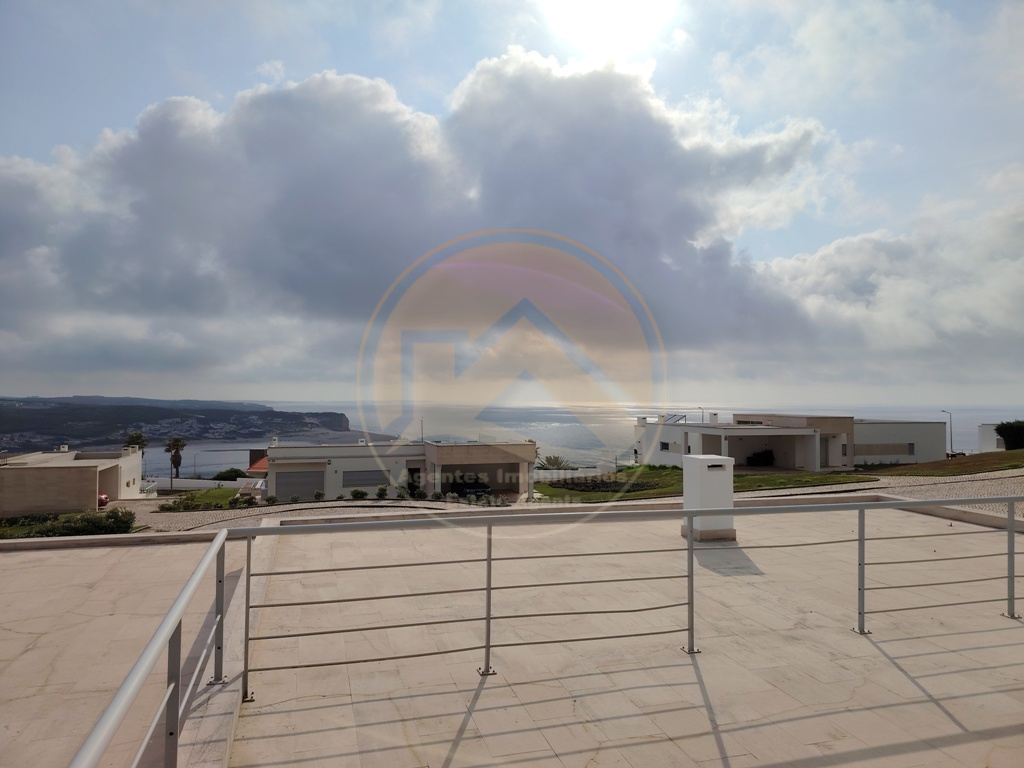 Moradia moderna isolada em Foz do Arelho — Foto 68