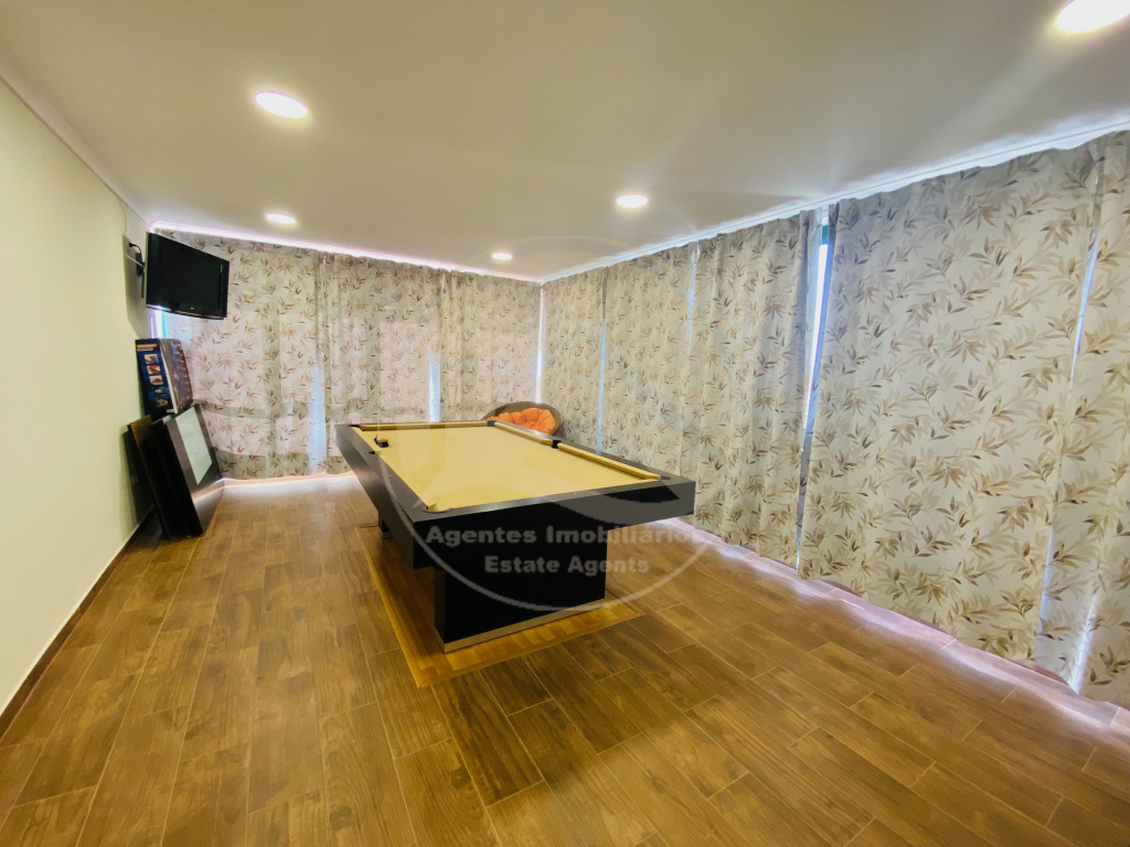 4 bedroom villa with large garage and garden, close to Caldas — Foto 7