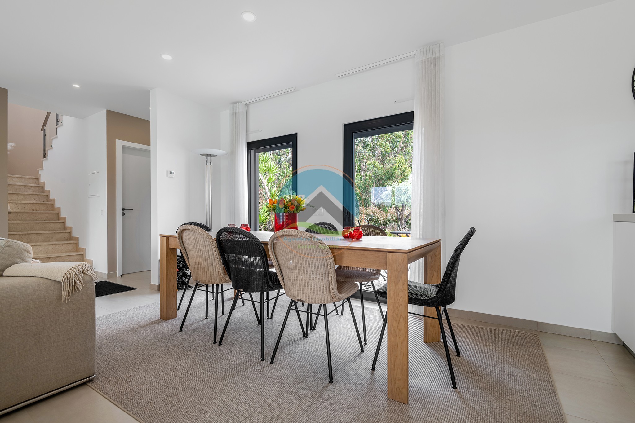 Moradia de luxo contemporânea com tecnologia de ponta, junto — Foto 13