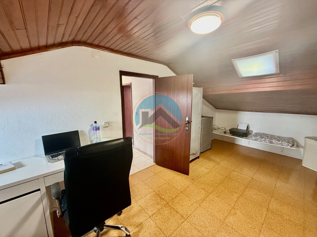 Casa remodelada T1+3 com sótão habitável - a 10 min. de Caldas da Rainha — Foto 13