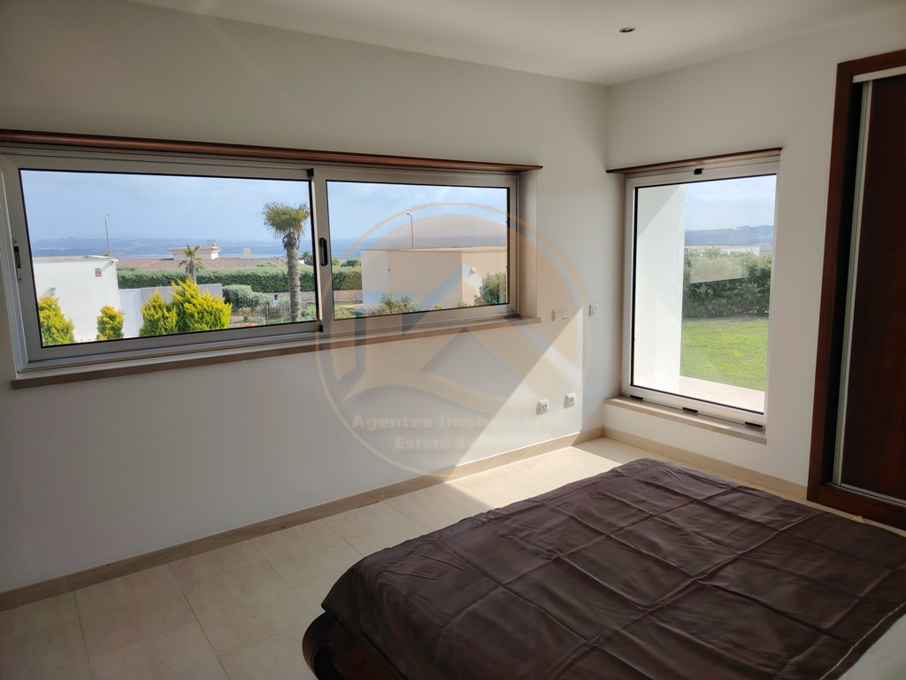 Moradia moderna isolada em Foz do Arelho — Foto 35