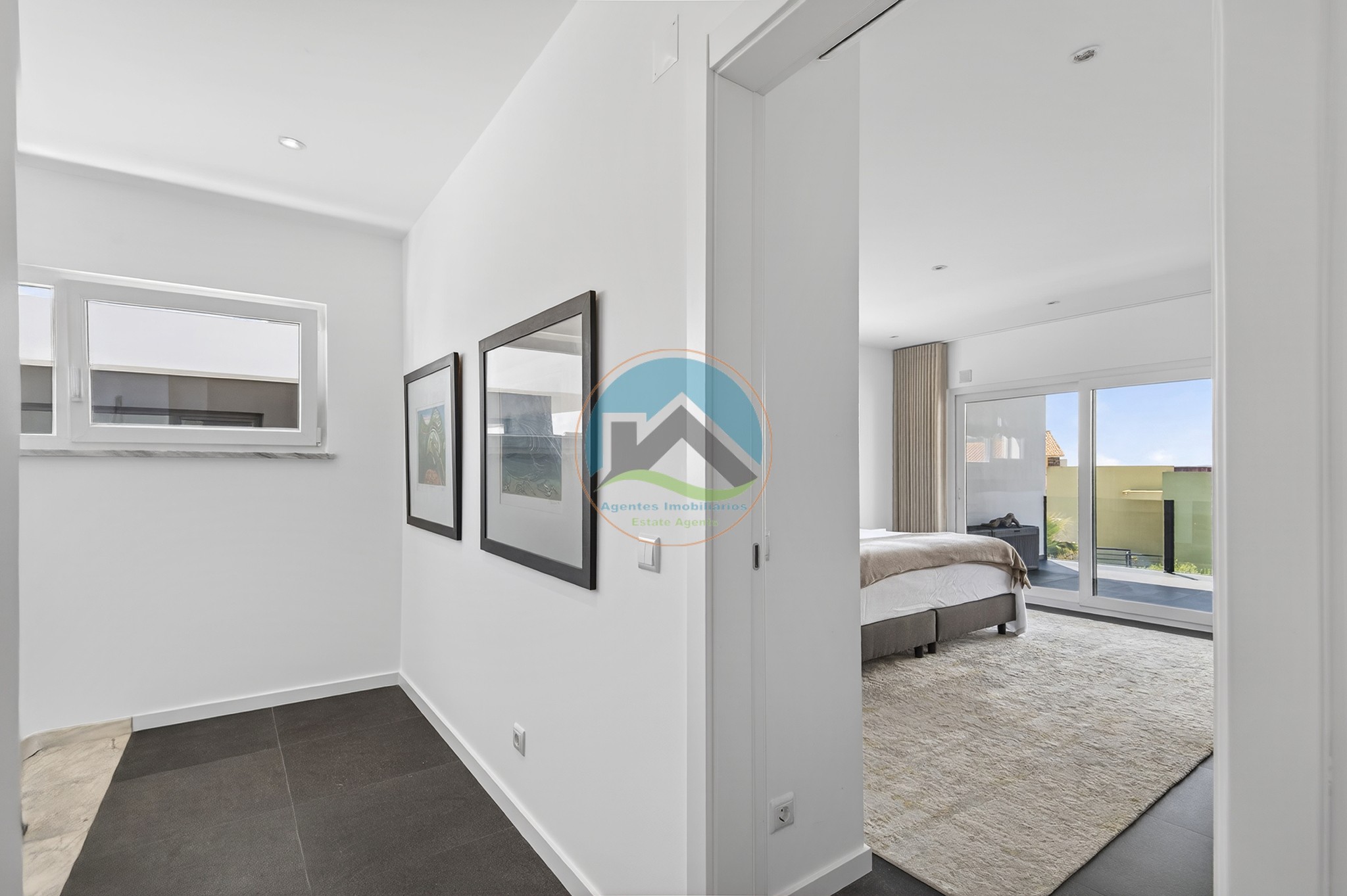 Moradia contemporânea junto ao mar com piscina privada - Foz — Foto 33