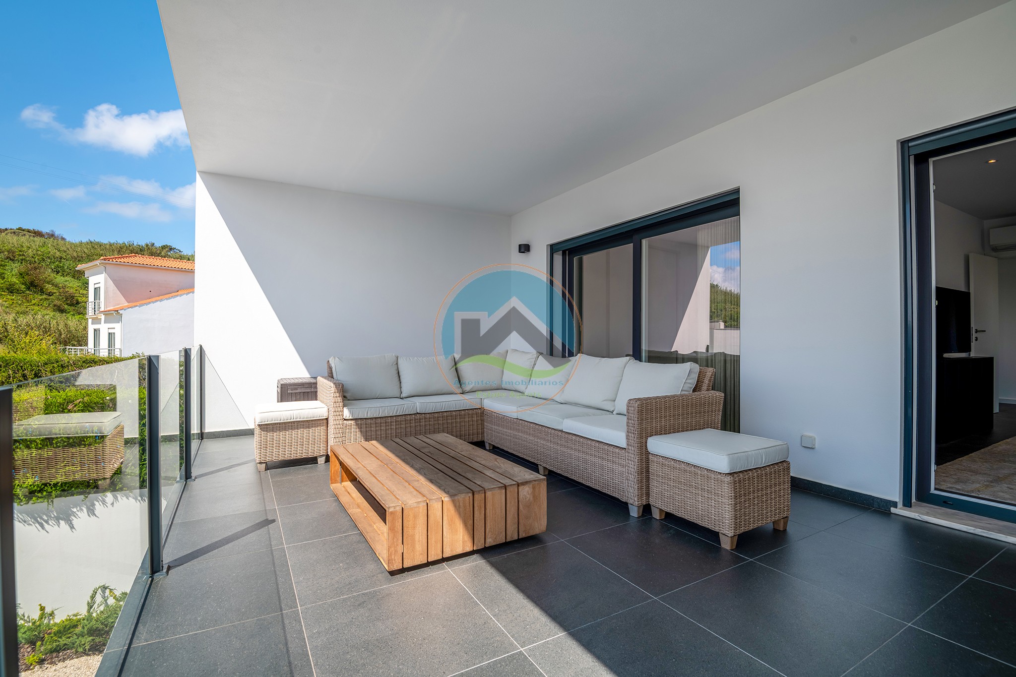 Moradia contemporânea junto ao mar com piscina privada - Foz — Foto 29