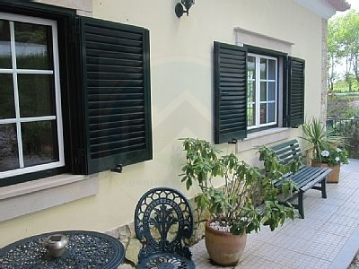 Deslumbrante moradia isolada com piscina — Foto 17