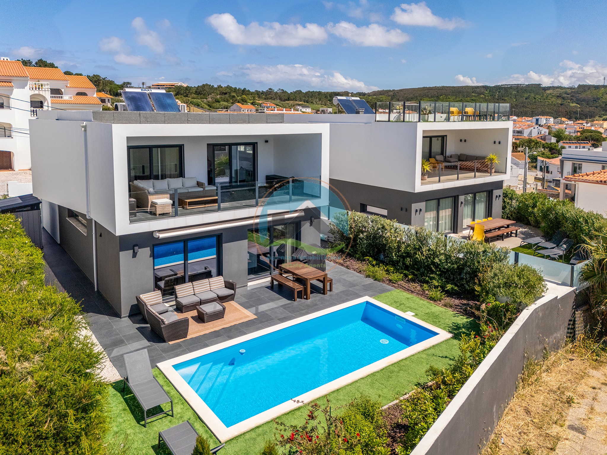 Moradia contemporânea junto ao mar com piscina privada - Foz — Foto 43