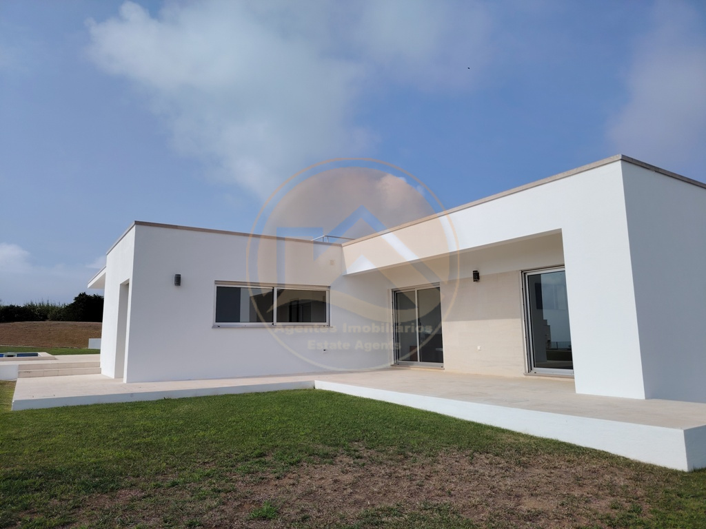 Moradia moderna isolada em Foz do Arelho — Foto 13